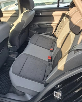 Skoda Fabia cena 27900 przebieg: 243332, rok produkcji 2019 z Poznań małe 56